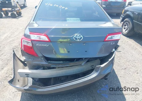 2014 Toyota Camry Le z USA, uszkodzony, nr VIN 4T1BF1FK9EU789119